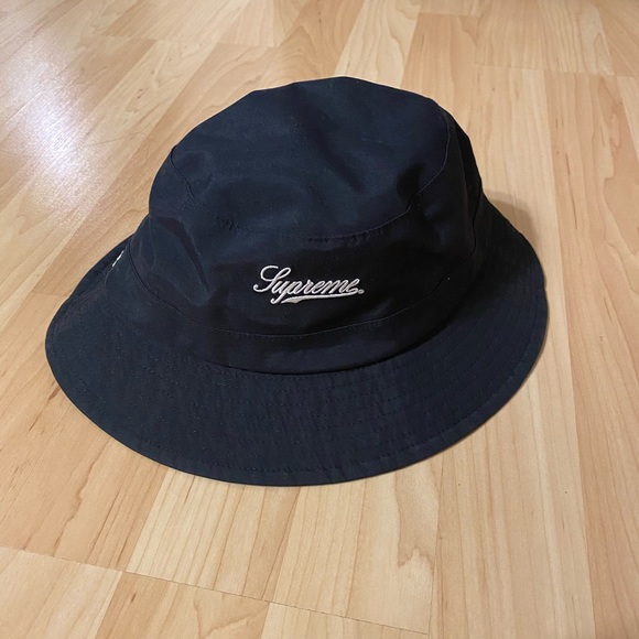 supreme gore tex bucket hat